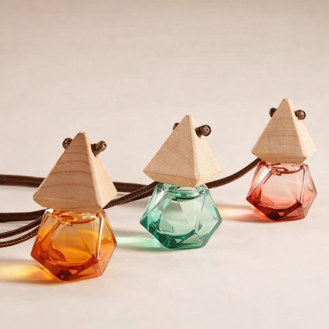 10ml Hanging Car Perfume Bottle – Premium Glass Car Diffuser 