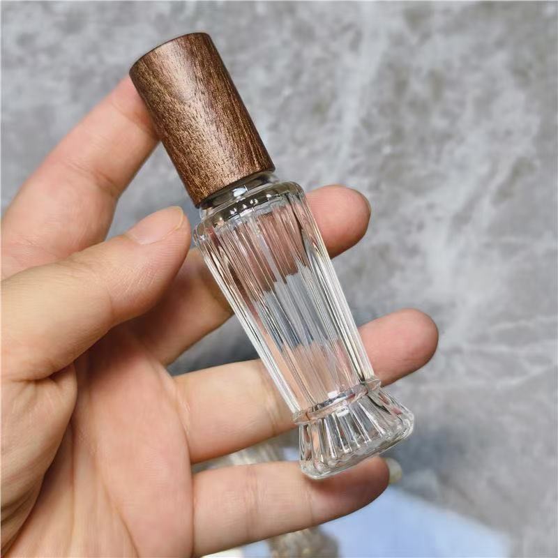 10ml Textured Refillable Mini Fragrance Spray Bottle